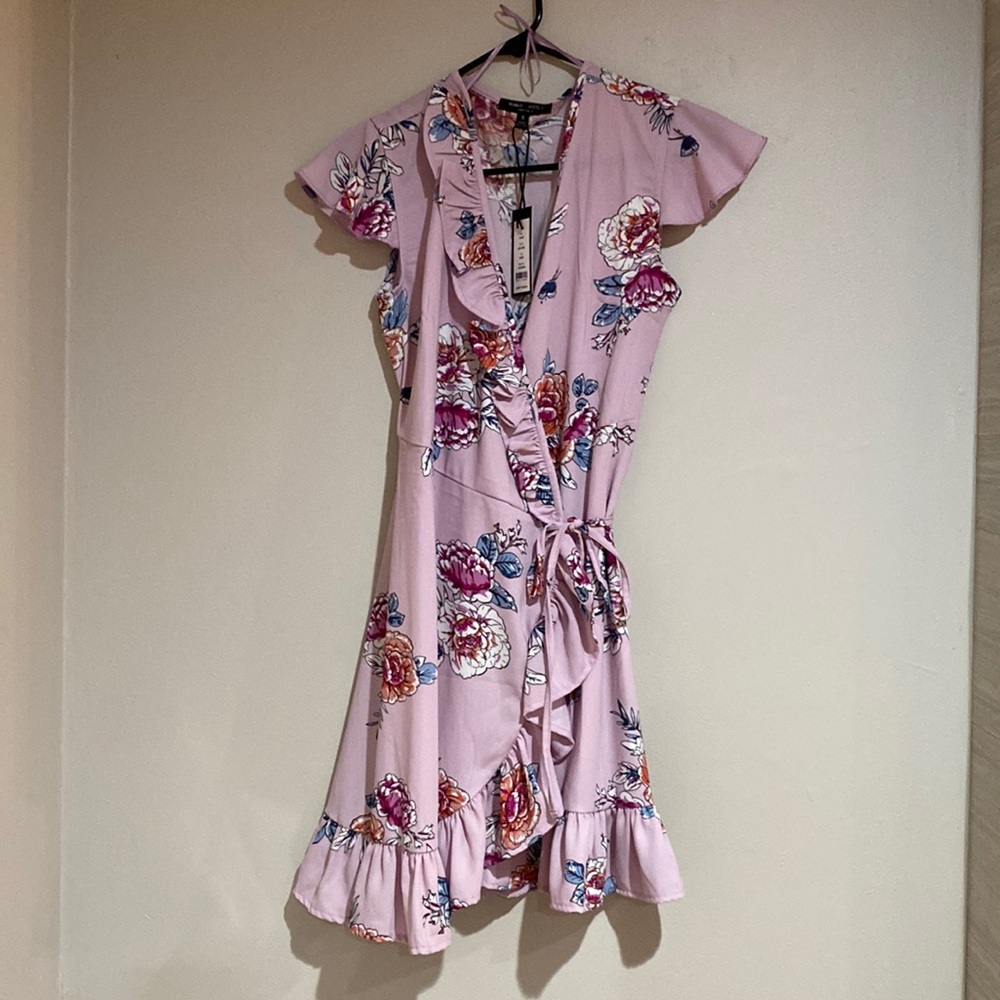 Romeo + Juliet Couture Wrap Dress in size S.